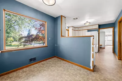810 E Fairy Chasm Rd, Bayside, WI 53217 - Photo 21