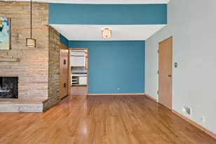 810 E Fairy Chasm Rd, Bayside, WI 53217 - Photo 11