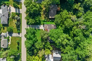 810 E Fairy Chasm Rd, Bayside, WI 53217 - Photo 37