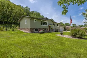W764 Valley Dr, Fountain City, WI 54629 - Photo 61