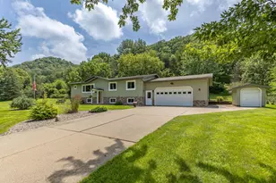 W764 Valley Dr, Fountain City, WI 54629 - Photo 59