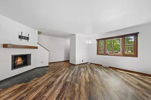 2800 E Grange Ave, Cudahy, WI 53110 - Photo 3
