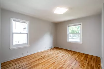 5231 N Bay Ridge Ave, Whitefish Bay, WI 53217 - Photo 19