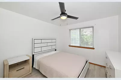 7857 N 60th St #E, Milwaukee, WI 53223 - Photo 19