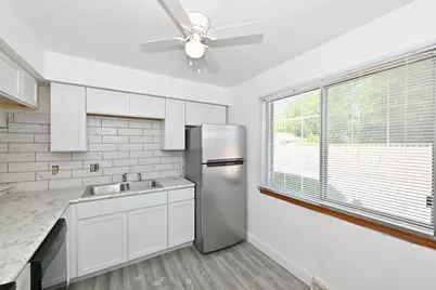 7857 N 60th St #E, Milwaukee, WI 53223 - Photo 7