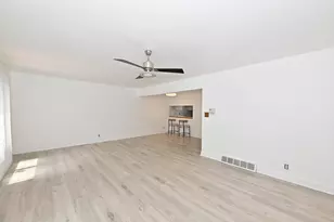 7857 N 60th St, Milwaukee, WI 53223 - Photo 9