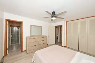 7857 N 60th St, Milwaukee, WI 53223 - Photo 15