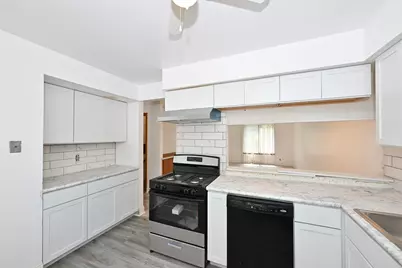 7857 N 60th St #E, Milwaukee, WI 53223 - Photo 5
