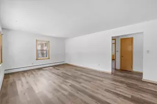 1109 11th Ave, Grafton, WI 53024 - Photo 5