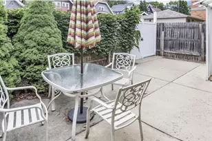 3041 N Oakland Ave, Milwaukee, WI 53211 - Photo 31