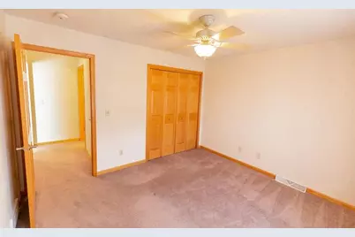 864  Eagles Way, Plymouth, WI 53073 - Photo 11