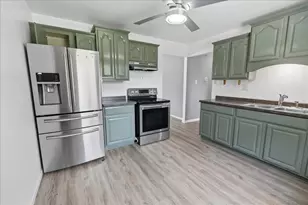 8537 W Denver Ave, Milwaukee, WI 53224 - Photo 7