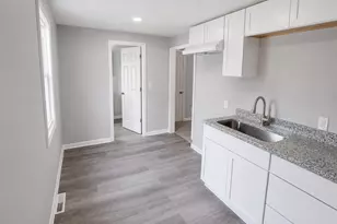 6082 N 36th St, Milwaukee, WI 53209 - Photo 7