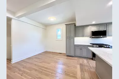 3366 S 8th St, Milwaukee, WI 53215 - Photo 13