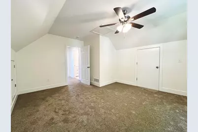 3366 S 8th St, Milwaukee, WI 53215 - Photo 29