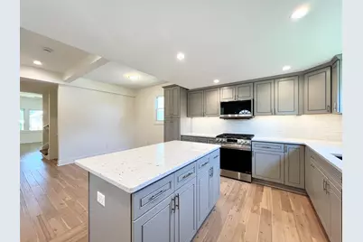 3366 S 8th St, Milwaukee, WI 53215 - Photo 7