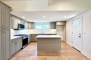 3366 S 8th St, Milwaukee, WI 53215 - Photo 9
