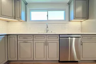 3366 S 8th St, Milwaukee, WI 53215 - Photo 11