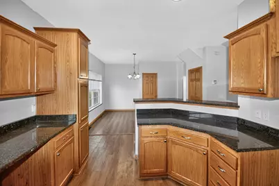 509 N 29th St, Milwaukee, WI 53208 - Photo 5