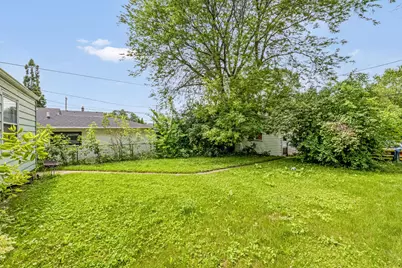 6033 N 38th St, Milwaukee, WI 53209 - Photo 5