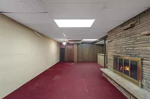 13955 Marcella Ave, Elm Grove, WI 53122 - Photo 17