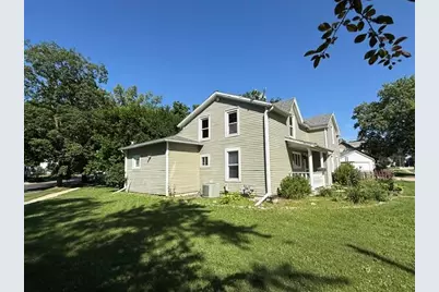 614  Whitewater Ave, Fort Atkinson, WI 53538 - Photo 39