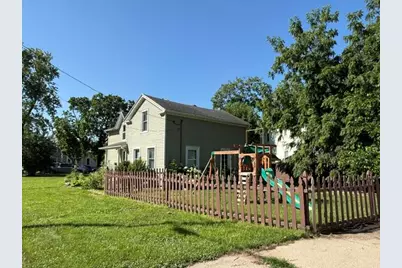 614  Whitewater Ave, Fort Atkinson, WI 53538 - Photo 37