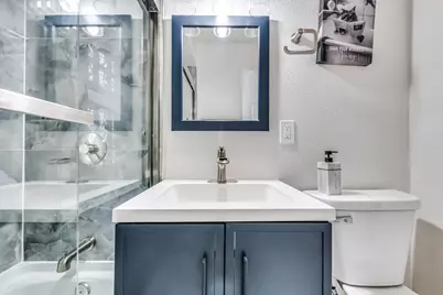 5169 N 63rd St, Milwaukee, WI 53218 - Photo 9