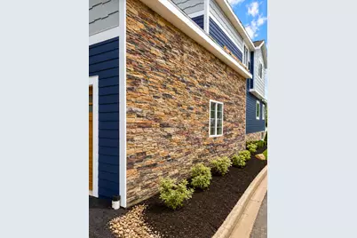 4120 S Pennsylvania Ave, Saint Francis, WI 53235 - Photo 5