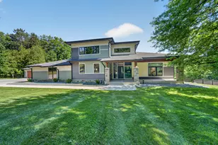 N7W29938 Bryn Dr, Delafield, WI 53188 - Photo 65