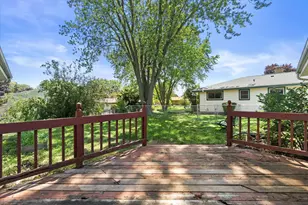 6131 Twin Oak Dr, Greendale, WI 53129 - Photo 33