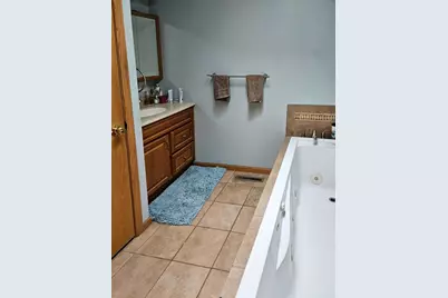 514 E Iowa St, Prairie Du Chien, WI 53821 - Photo 9