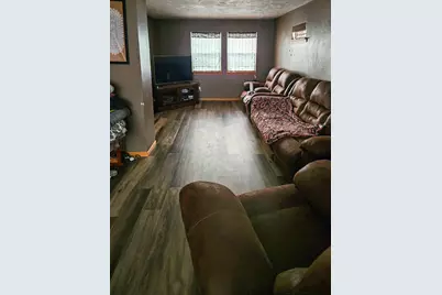 514 E Iowa St, Prairie Du Chien, WI 53821 - Photo 5