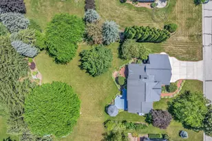 404 S Hills Dr, Plymouth, WI 53073 - Photo 43