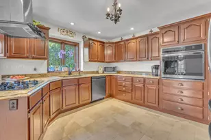 404 S Hills Dr, Plymouth, WI 53073 - Photo 7