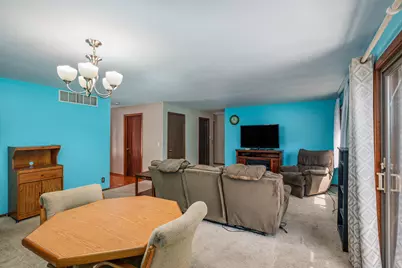 5702  Cambridge Ln #6, Racine, WI 53406 - Photo 9