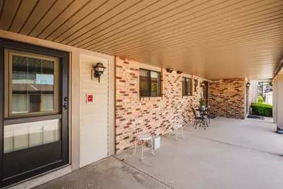 5702  Cambridge Ln #6, Racine, WI 53406 - Photo 3