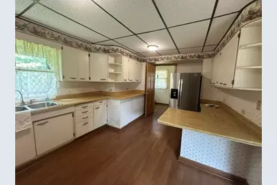 2145  Hillcrest Dr, East Troy, WI 53120 - Photo 9