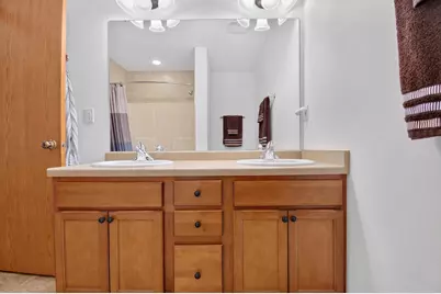 9300  63rd St, Kenosha, WI 53142 - Photo 17