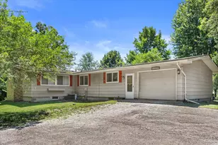 W347S7680 Sprague Rd, Eagle, WI 53119 - Photo 1