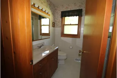 29308  Durand Ave, Burlington, WI 53105 - Photo 7