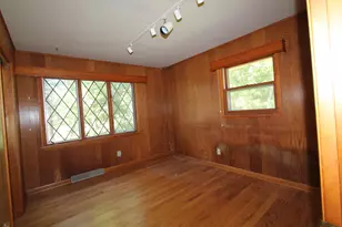 29308 Durand Ave, Burlington, WI 53105 - Photo 5