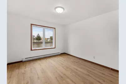 1609  16th St #D, Two Rivers, WI 54241 - Photo 9