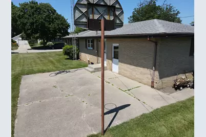 9625  Mount Pleasant Ave, Sturtevant, WI 53177 - Photo 13