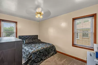 5311 W Hayes Ave #5313, West Allis, WI 53219 - Photo 15