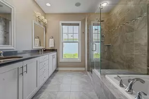W79N423 Ridgeway Ln, Cedarburg, WI 53012 - Photo 29