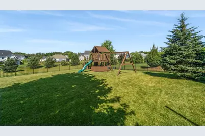 W79N423  Ridgeway Ln, Cedarburg, WI 53012 - Photo 59