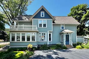 520 W Wisconsin Ave, Oconomowoc, WI 53066 - Photo 3