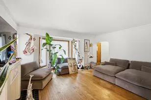 5607 W Philip Pl, Milwaukee, WI 53216 - Photo 9