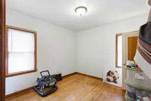 5607 W Philip Pl, Milwaukee, WI 53216 - Photo 15